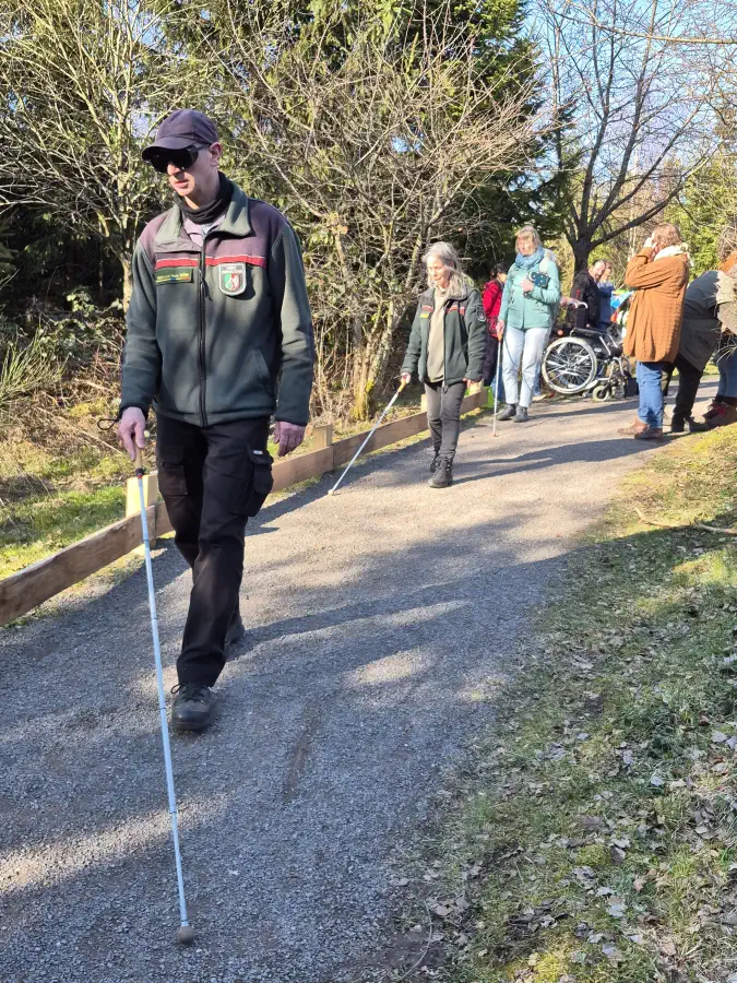 Bild 067 · Ortswechsel & Waldweg Grenzenlos